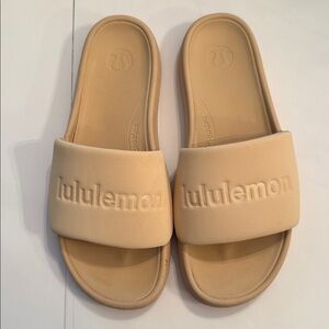 Lululemon Restfeel Slide Graphic Womens Sandals Size 10 Blush Cream Comfort